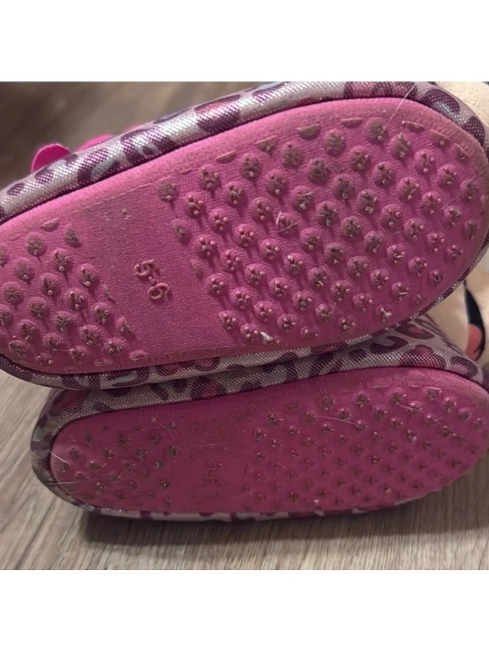 Disney Baby Minnie Mouse Pink Leopard Plush Crib Shoes Baby Toddler Size 5-6